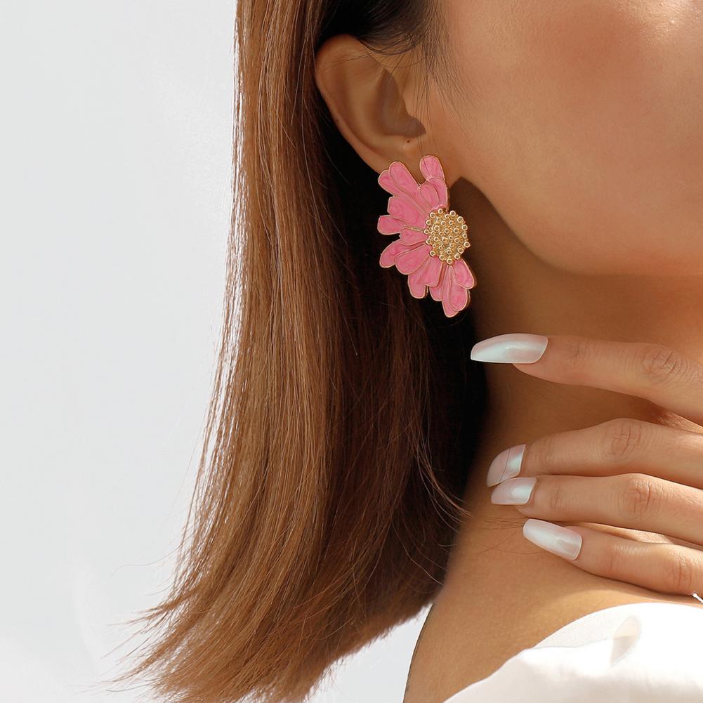 Aros Flor Pétalos Metálicos Rosado. - Imagen 3