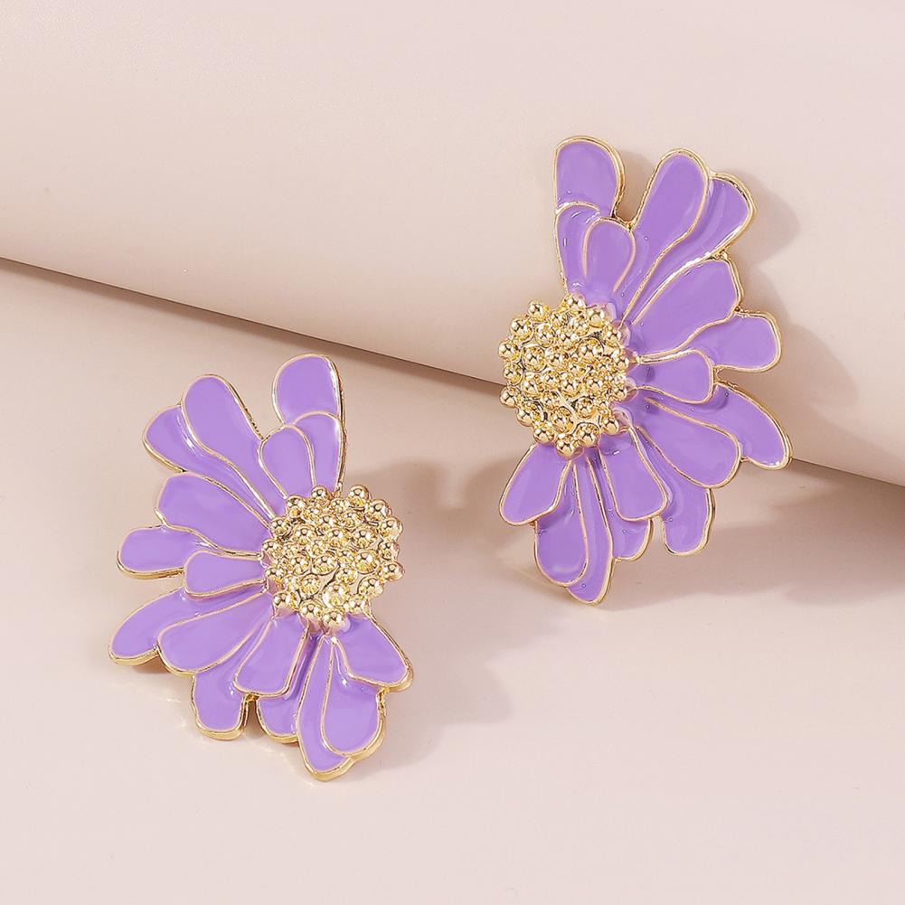 Aros Flor Pétalos Metálicos Morado Lila.