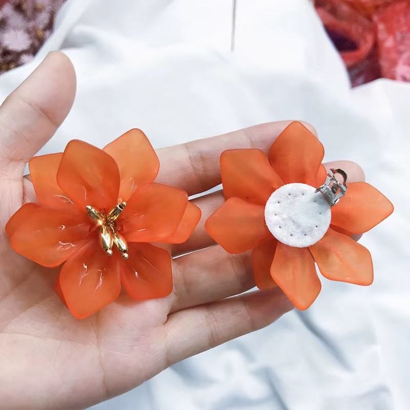 Aros Pétalos Flores Acrílico Naranjo. - Imagen 3