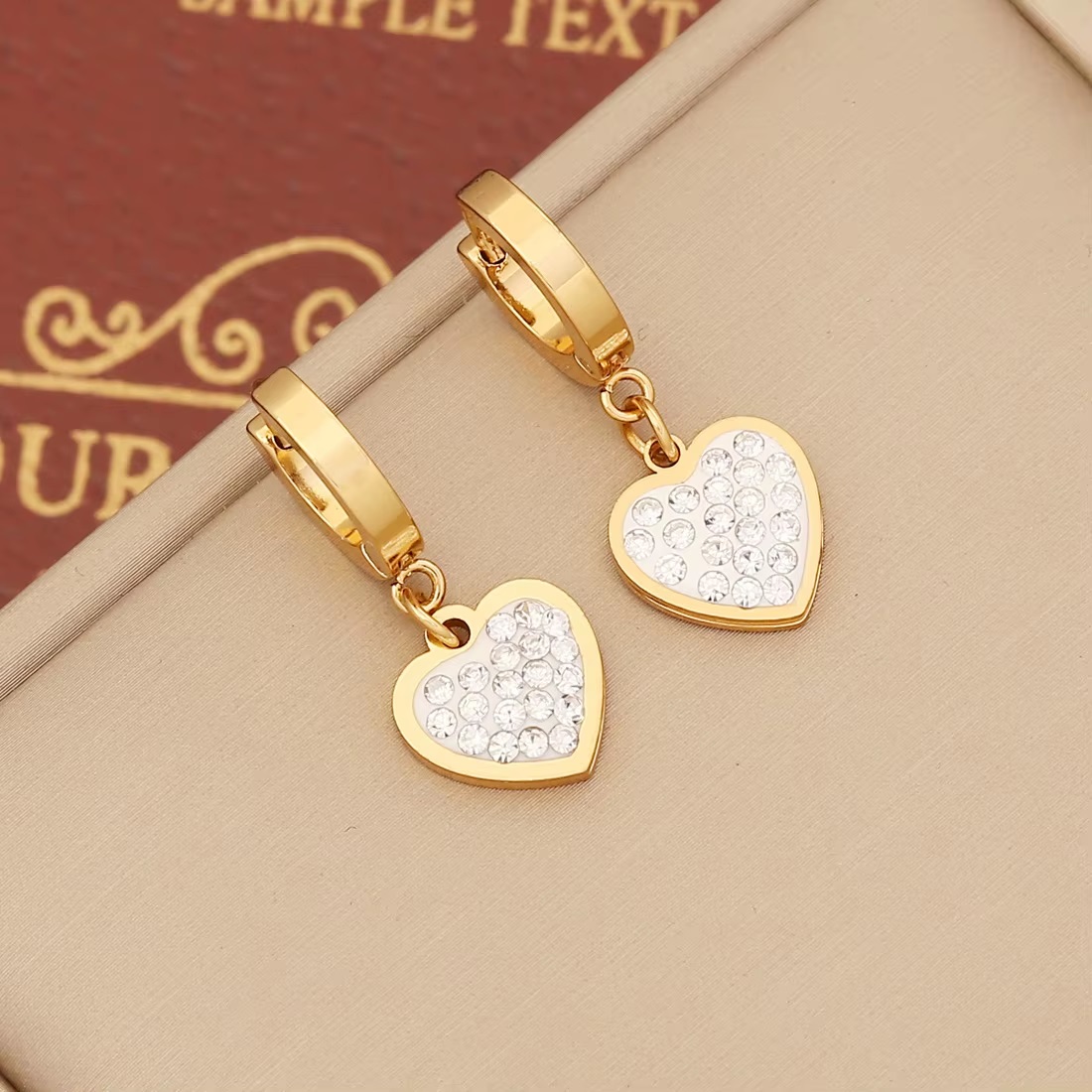 Aros Argolla Acero Inoxidable Dorado Corazón. - Imagen 5